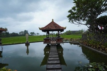 yoga school in bali ubud